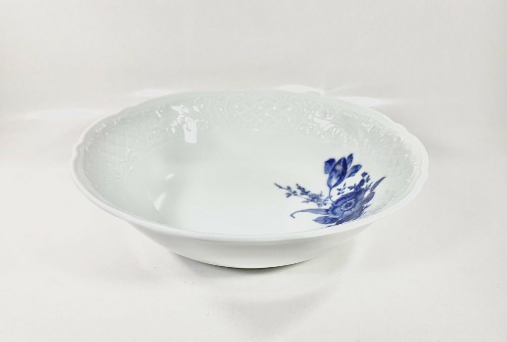 Schumann Bavaria ECHT Cobalt Blue Roses Blue Flowers Salad Bowl Germany