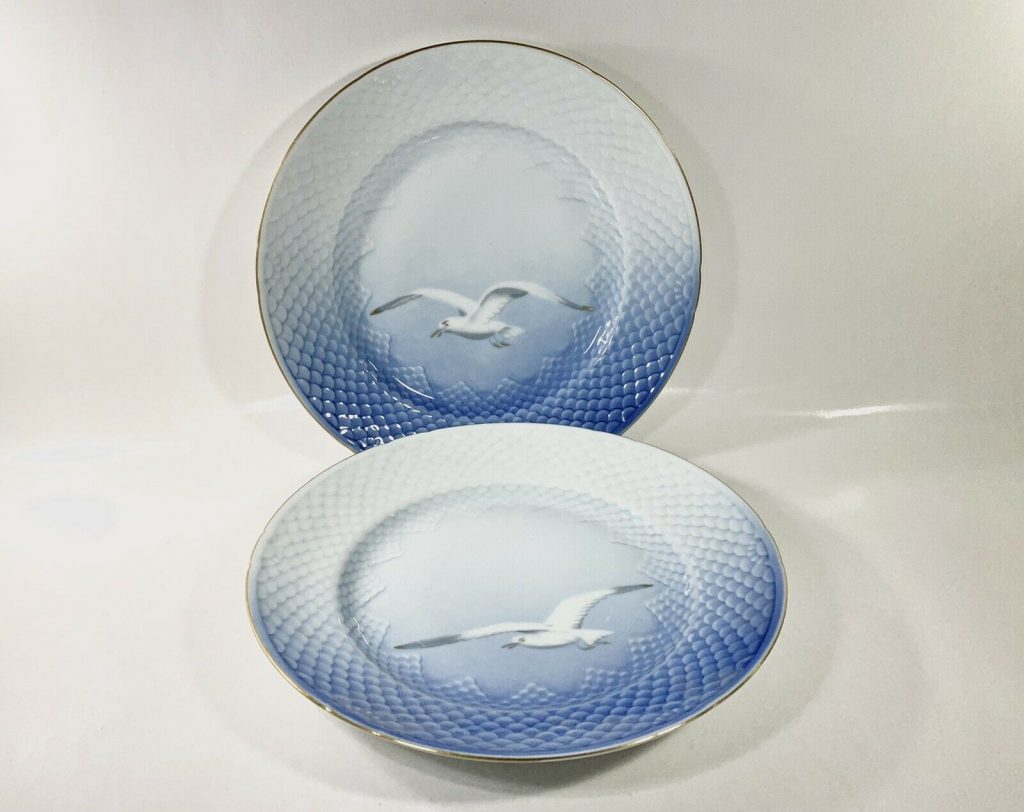 2x Bing & Grondahl Copenhagen Seagull Lunch Plates