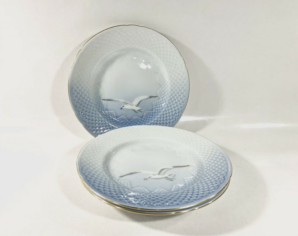 3x Bing & Grondahl Copenhagen Seagull Gold Rim Bread Plates 28 A