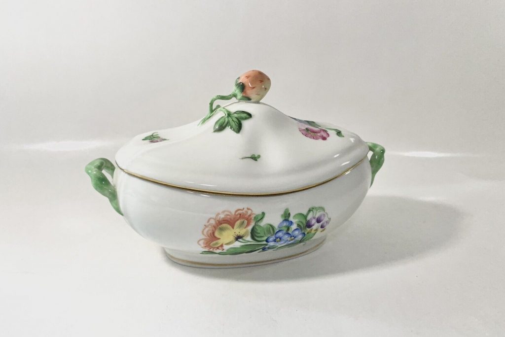 Herend Strawberry Handle Soup Tureen Bowl