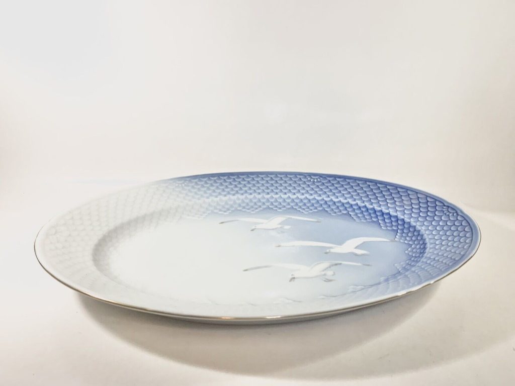 Bing & Grondahl Copenhagen Seagull Gold Rim 315 Oval Large Serving Platter Plate