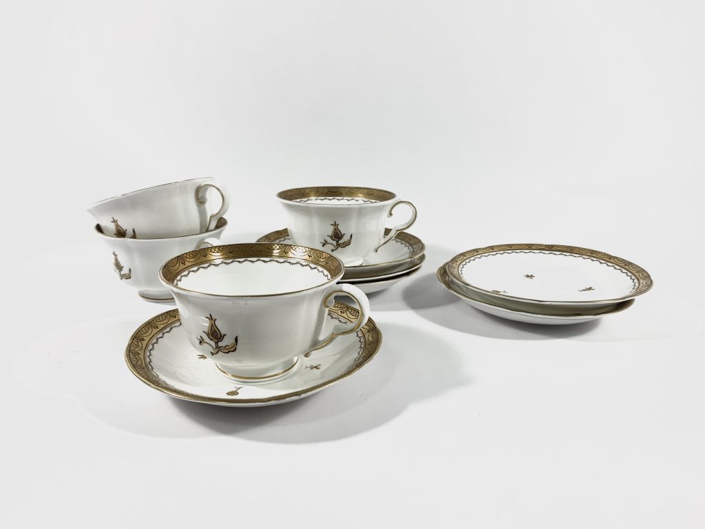 4x Gustavsberg Willhem Kage Ambassador Gold Coffee Cups & Saucers
