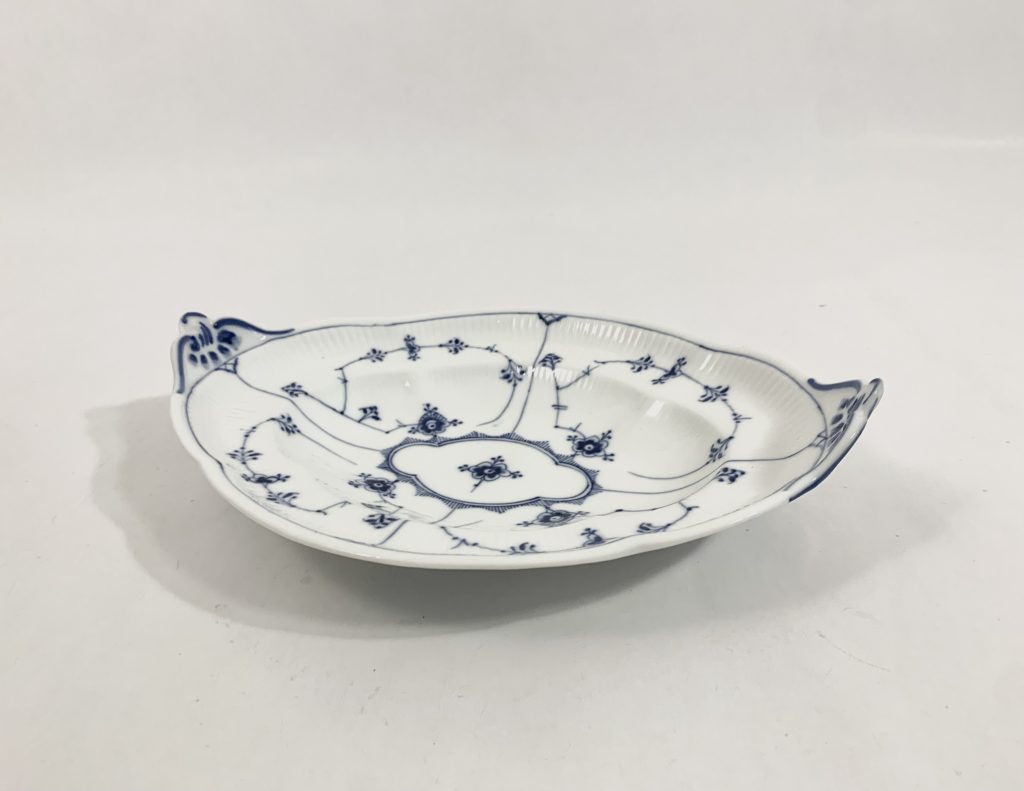 Royal Copenhagen Blue Fluted Plain Oval Bowl Serving Platter 3 1889 – 1922