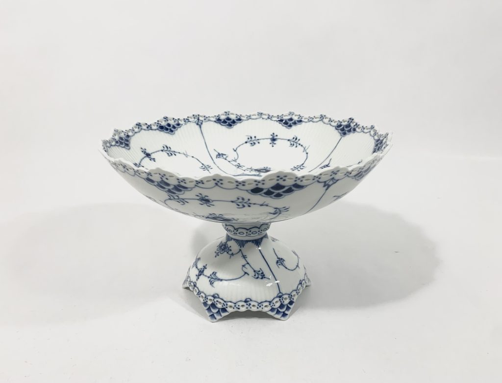 Royal Copenhagen Blue Fluted Full Lace 1022 Large Cake Stand Bowl Small Crack