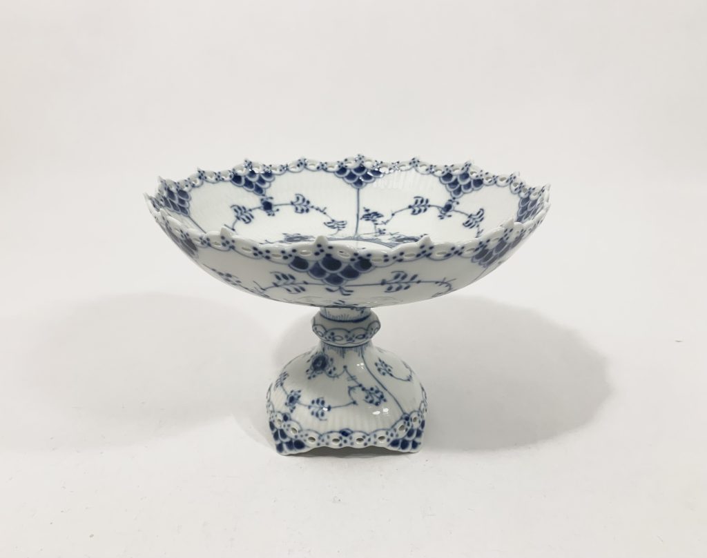 Royal Copenhagen Blue Fluted Full Lace 1020 Cake Stand Bowl Chipped Foot