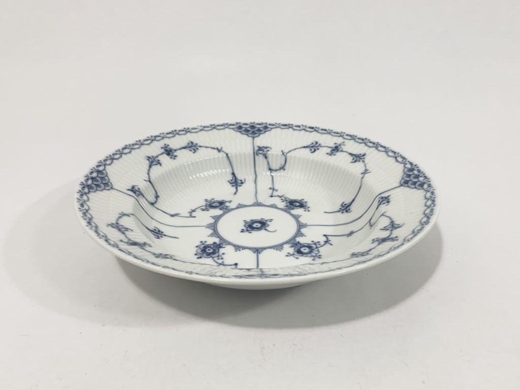 1x Royal Copenhagen Blue Fluted Half Lace 659 Soup Pasta Bowl 23,5 cm