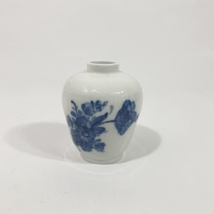 Royal Copenhagen Blue Flower 1684 Urn Vase No Lid