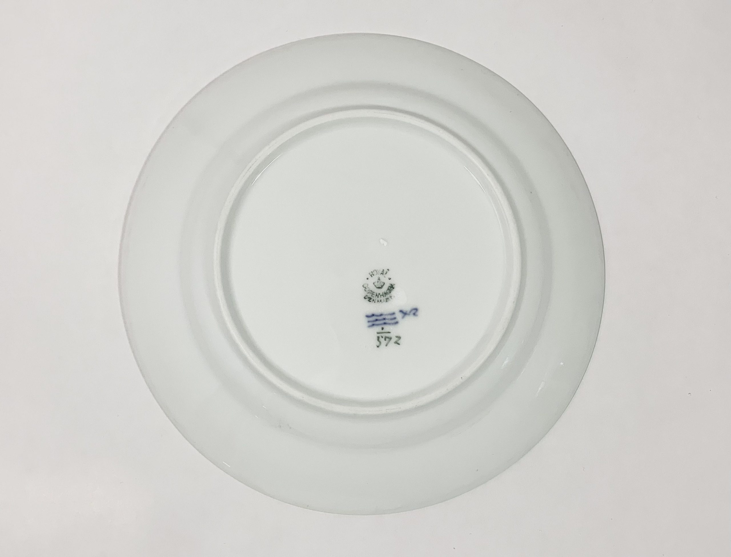 4x Royal Copenhagen Blue Fluted Half Lace 572 Luncheon Plates 22 cm 1939