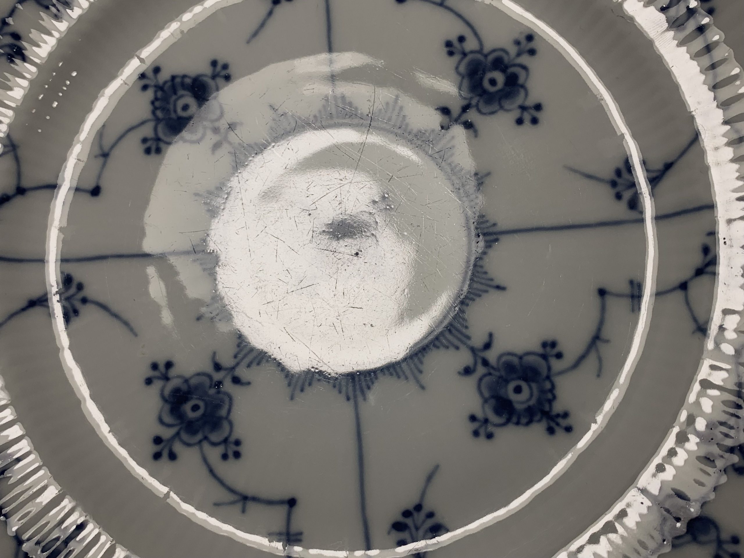 4x Royal Copenhagen Blue Fluted Half Lace 572 Luncheon Plates 22 cm 1939