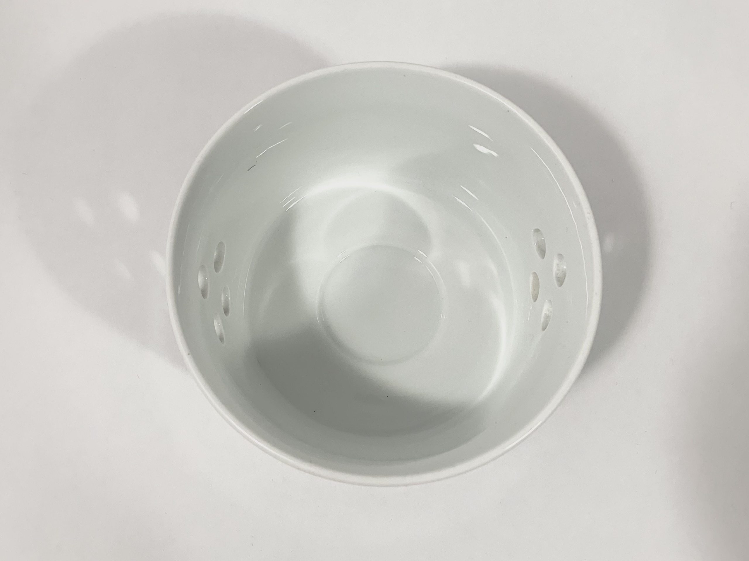 Royal Copenhagen Blue Fluted Half Lace 8797 Tea Warmer 1939