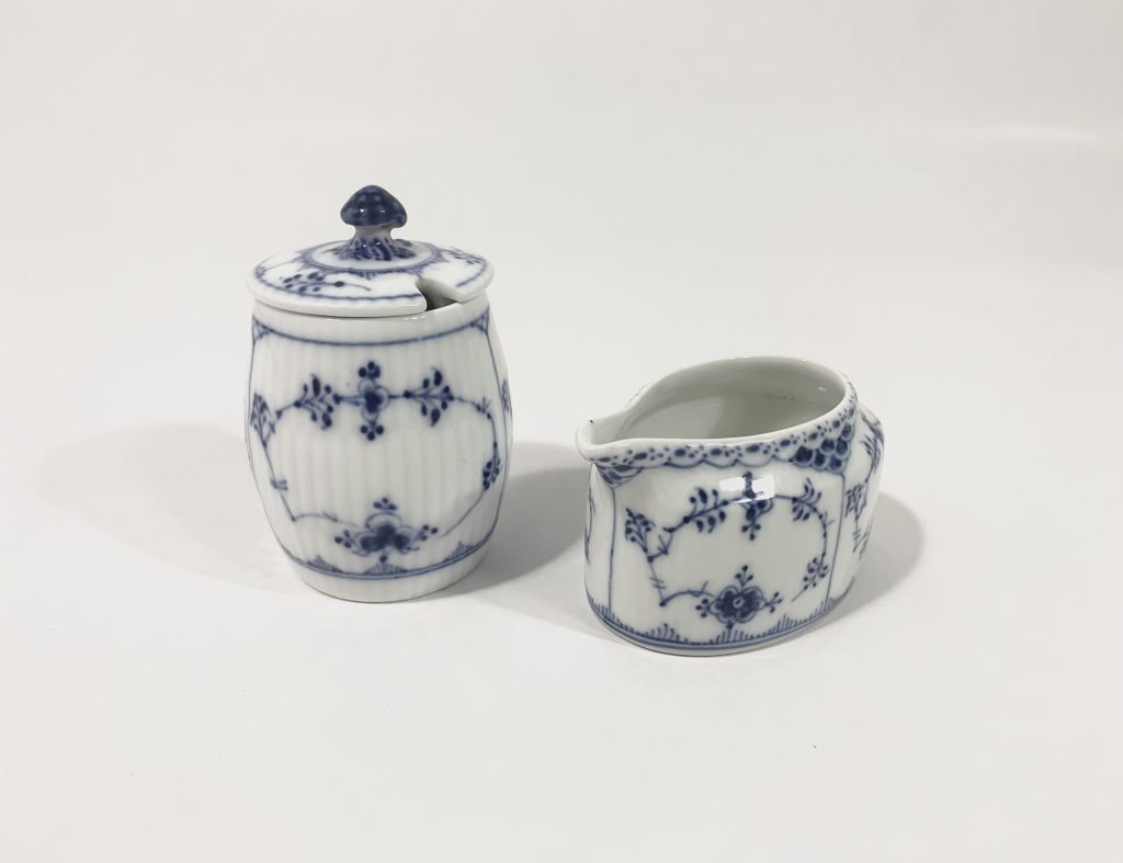 Royal Copenhagen Blue Fluted Half Lace Plain 137 Mustard Jar & 686 CreamerDefect
