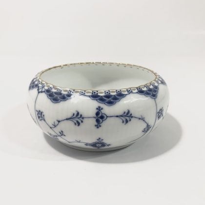 Royal Copenhagen Blue Fluted Full Lace 1183 Bowl Gold Trim 1923- 1934