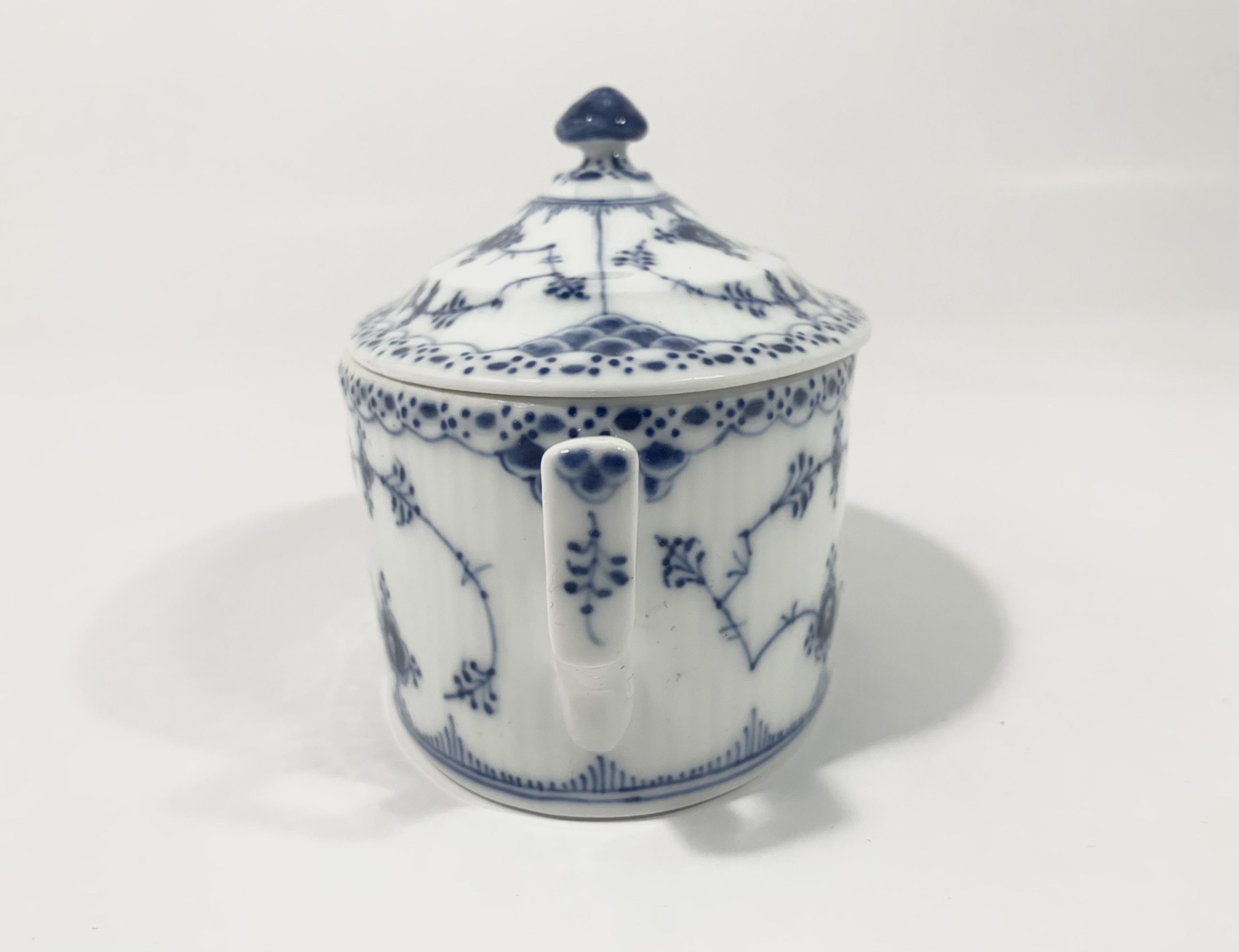 Rare Royal Copenhagen Blue Fluted Half Lace 685 Sugar Bowl 1923- 1934