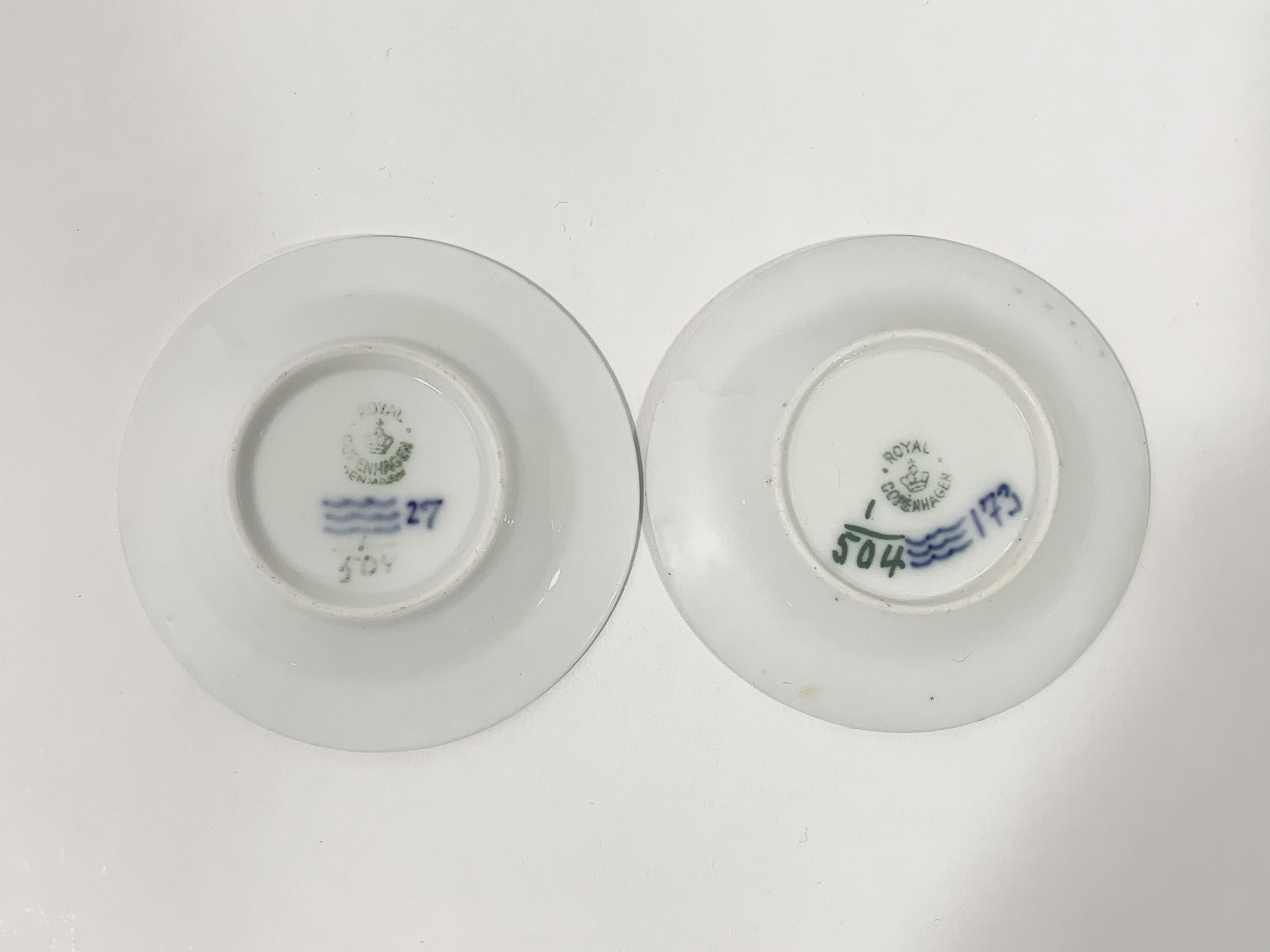 8x Royal Copenhagen Blue Fluted Half Lace 504 Butter Phat Dish 1923 - 1934