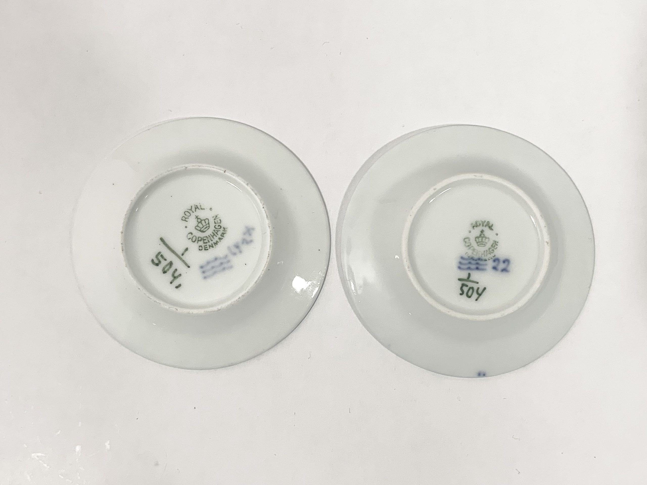 8x Royal Copenhagen Blue Fluted Half Lace 504 Butter Phat Dish 1923 - 1934
