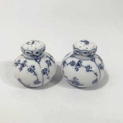 Royal Copenhagen Blue Fluted 711 & 712 Salt & Pepper Shaker Set