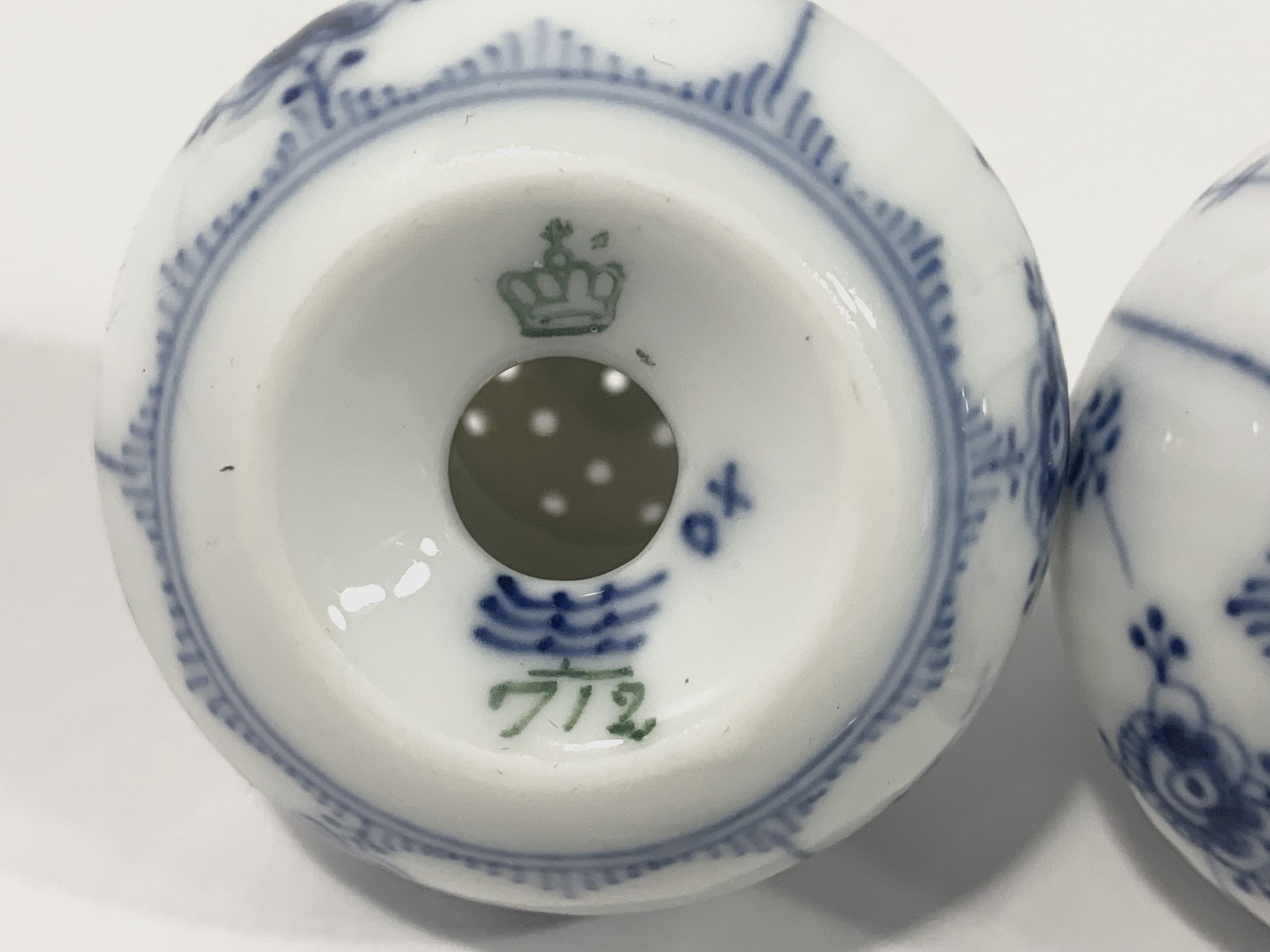 Royal Copenhagen Blue Fluted 711 & 712 Salt & Pepper Shaker Set