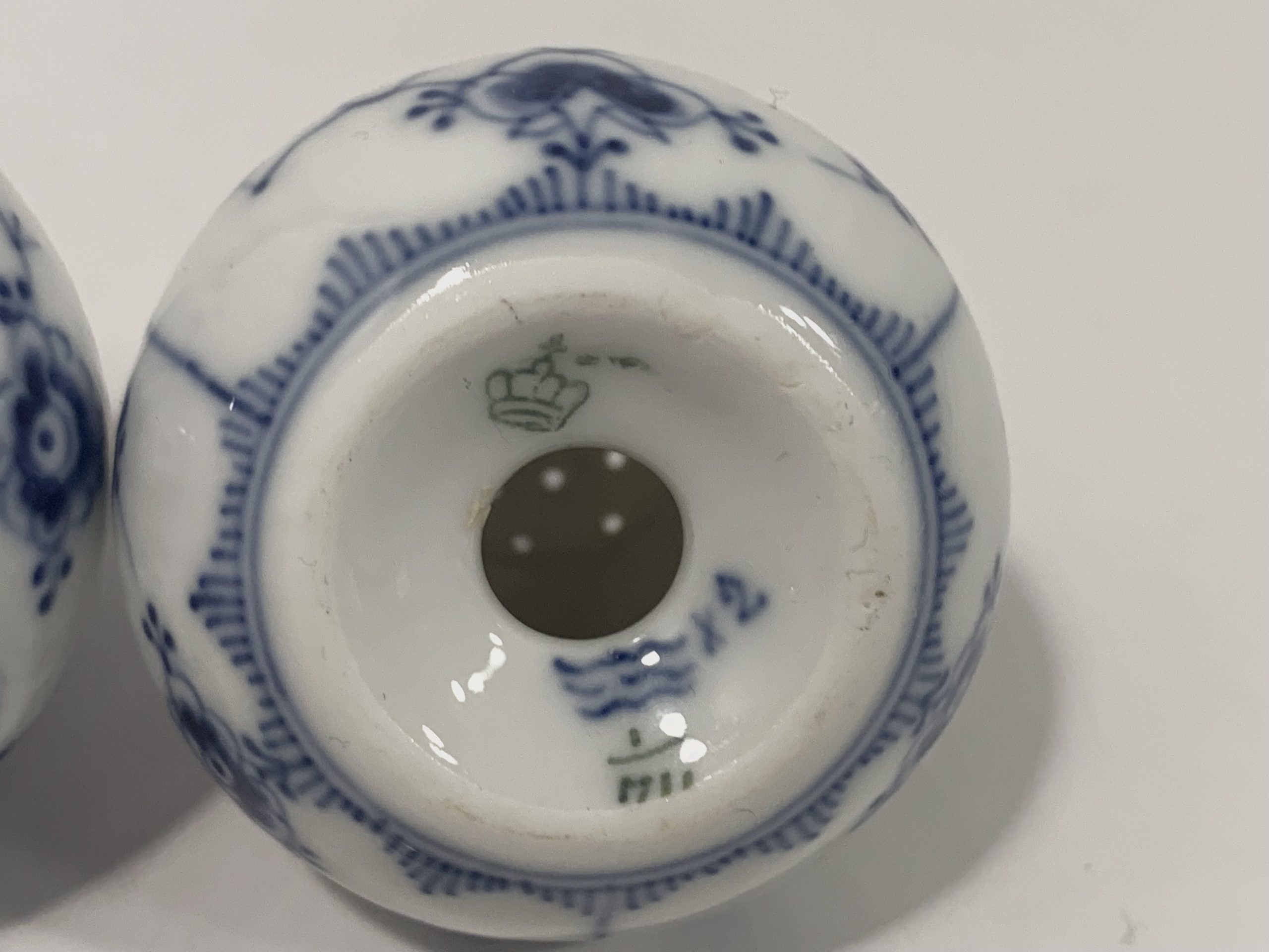 Royal Copenhagen Blue Fluted 711 & 712 Salt & Pepper Shaker Set