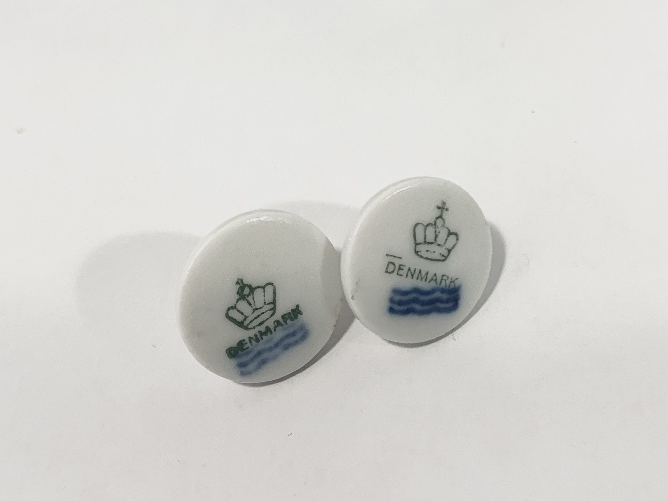 Royal Copenhagen Blue Fluted 711 & 712 Salt & Pepper Shaker Set
