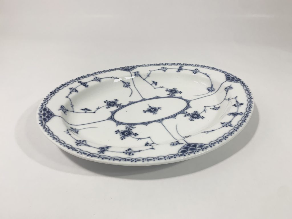 Royal Copenhagen Blue Fluted Half Lace 628 Serving Tray Platter 33 cm 1923-1934