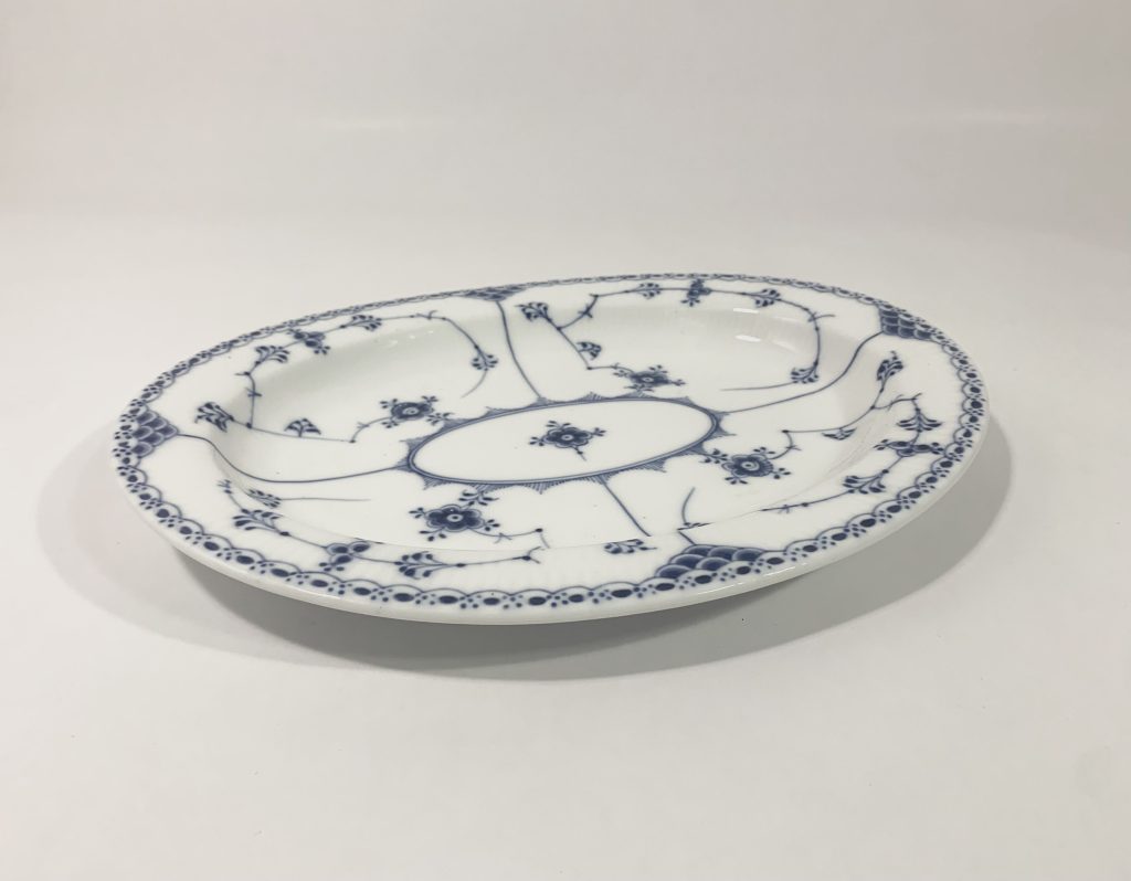 Royal Copenhagen Blue Fluted Half Lace 628 Serving Tray Platter 33 cm 1923-1934
