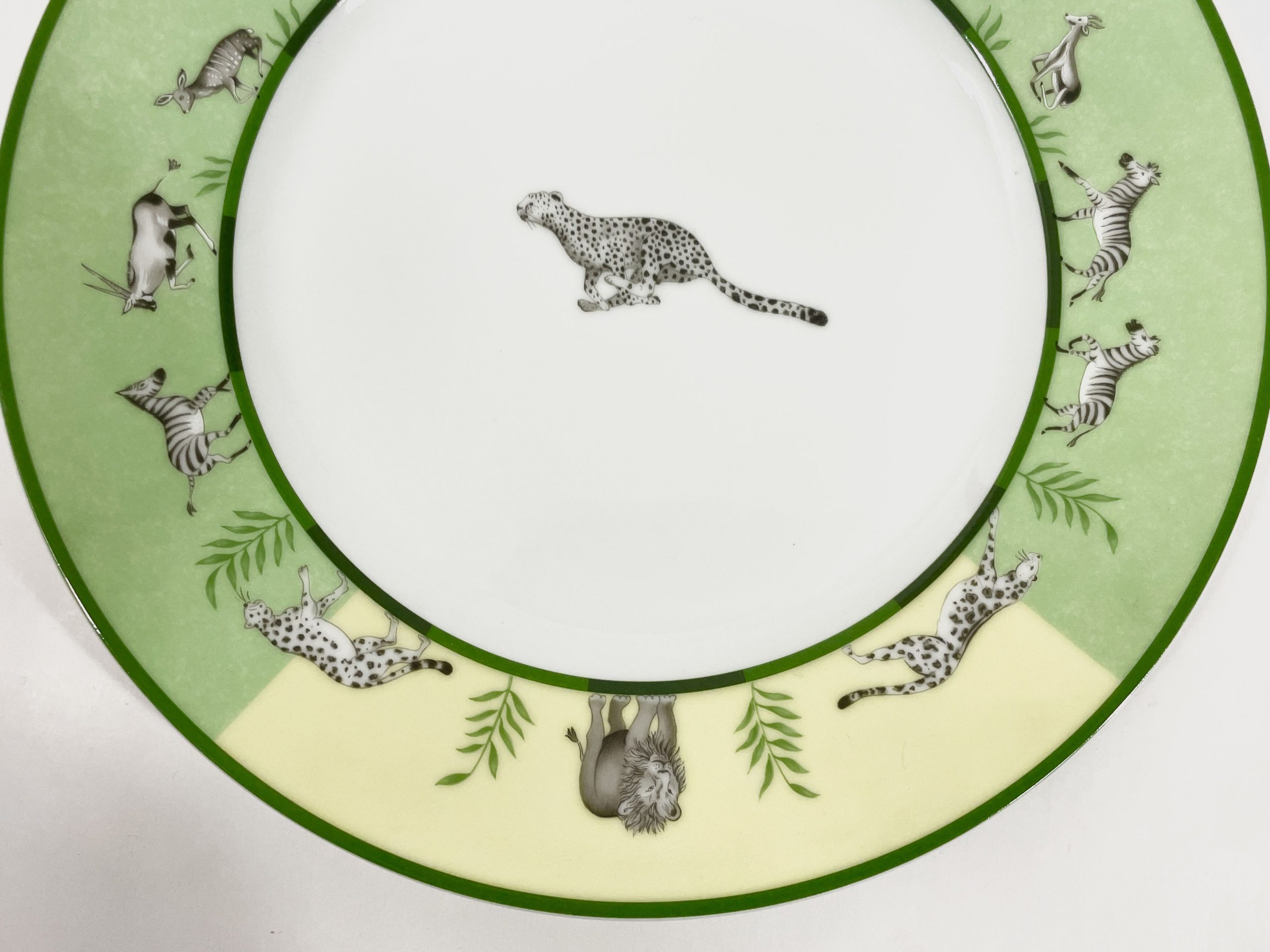 Hermes Africa Green Round Cheetah Dinner Plate 27,5 cm