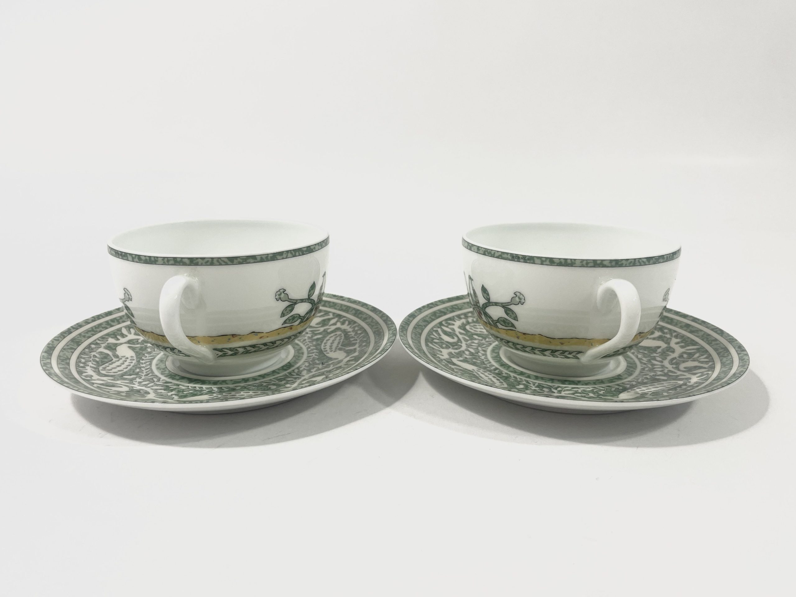 2x Hermes Early America Cups & Saucers Set