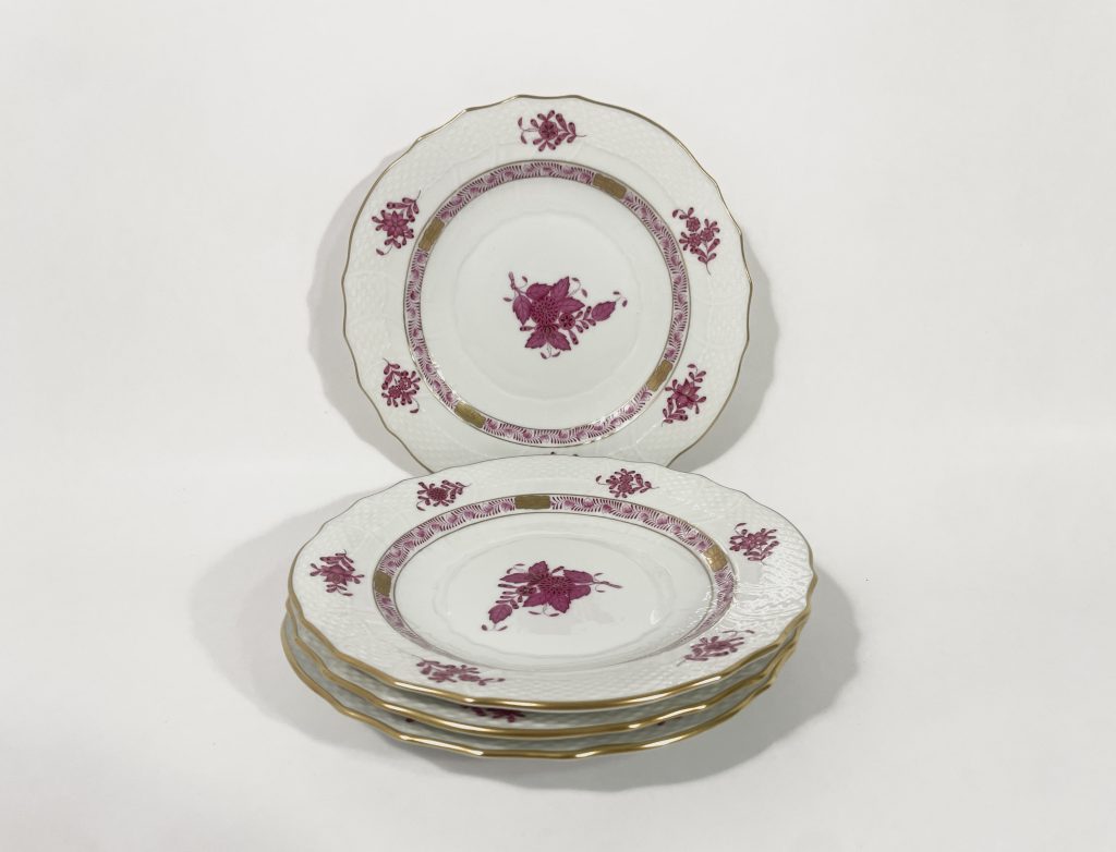 Herend Chinese Bouquet Raspberry Pink 1518 Salad Curved Plates 19 cm