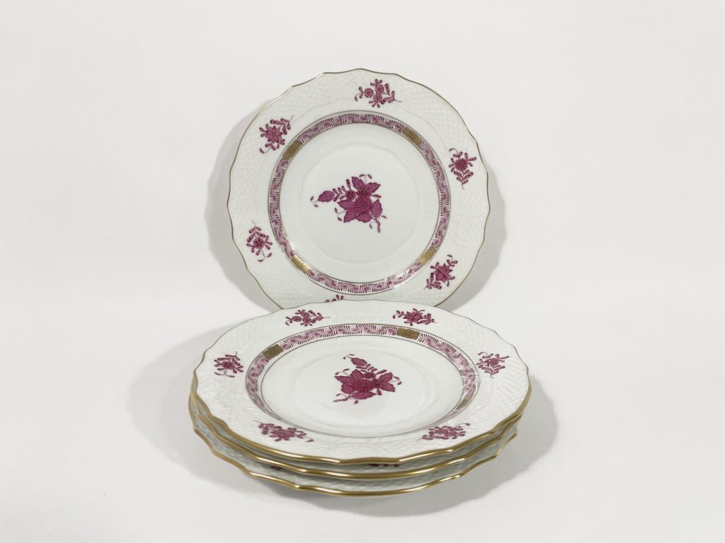Herend Chinese Bouquet Raspberry Pink 1518 Salad Curved Plates 19 cm