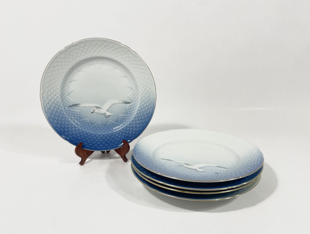 5x Bing & Grondahl Royal Copenhagen Seagull Gold Rim Dinner Plates 325