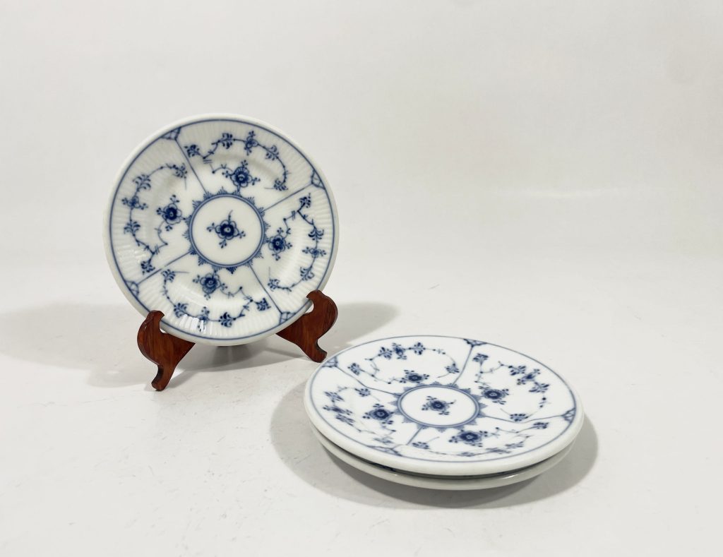 3x Royal Copenhagen Blue Fluted Plain 331 Bread Plates 15 cm