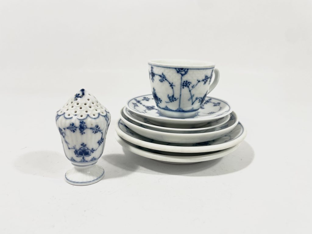 Royal Copenhagen Blue Plain 467 Peppar Shaker with 2011 74 80 saucers and Cup