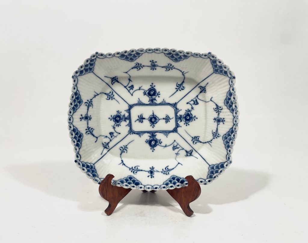Royal Copenhagen Blue Fluted Half Lace 701 Serving Tray Platter Dish