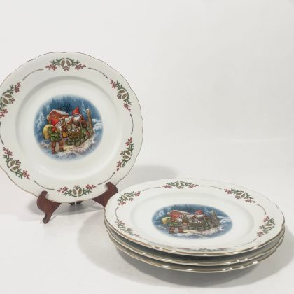 4x Fyrklovern Christineholm Lars Carlsson Old Time Christmas Dinner Plates 24 cm